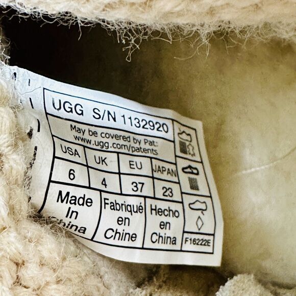 UGG Classic Mini Women's US 6 Ankle Boots Beige Chunky Knit Side Zip NIB $180 - Picture 12 of 14